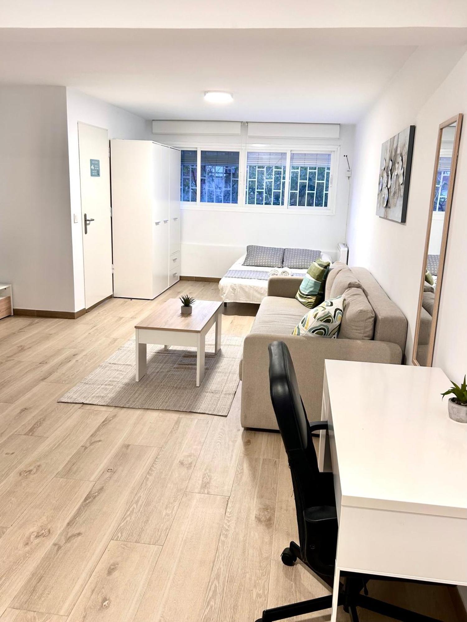 Apartamentos Ribadeo Madrid Exterior photo