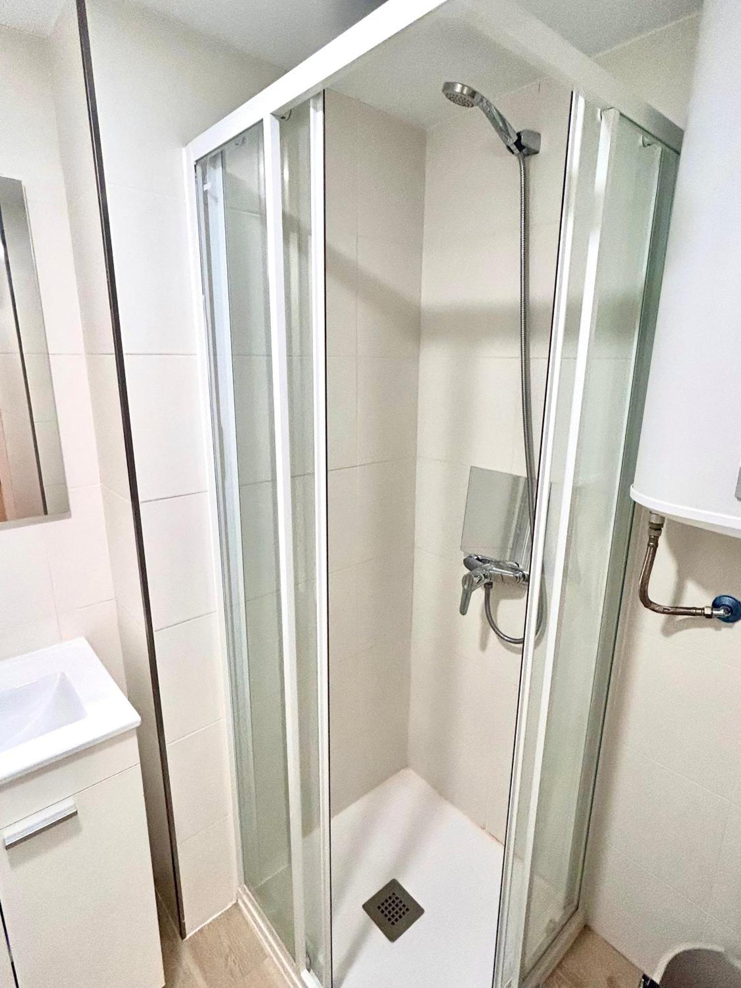 Apartamentos Ribadeo Madrid Exterior photo